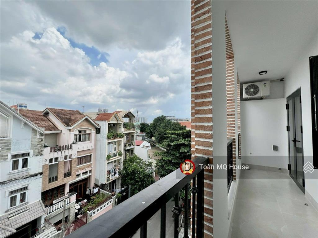 Khai trương studio ban công siêu xinh. nhà mới 100% thang máy/bảo vệ 24/7. gần đại học hutech