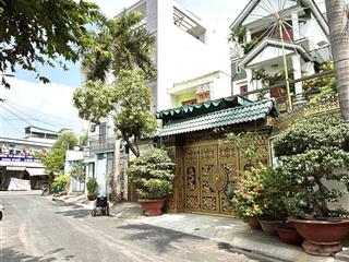 Giá đầu tư p. phước long b mặt đường nhựa xe hơi tránh nhau. dt 5x32m. khu phố khang trang