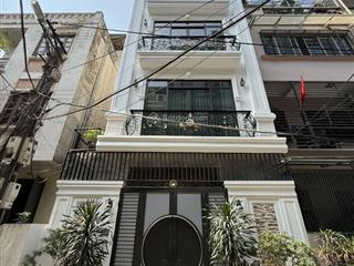 Bán phân lô ngã tư trường chinhgiải phóng. gara ô tô nhà đẹp giao thông thuận tiên, dân trí