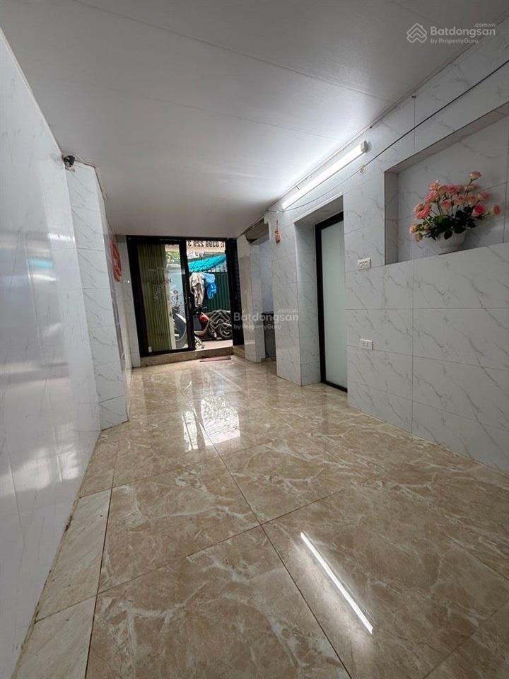 Bán căn tập thể tầng 1 diện tích rộng gần chợ. kinh doanh tốt giá hợp lý