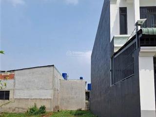 Bán đất đức hòa,xã mỹ hạnh nam, 1 sẹc gò hưu, dt 125m2, giá 1.25 tỷ thổ cư có shr.  0937 866 ***