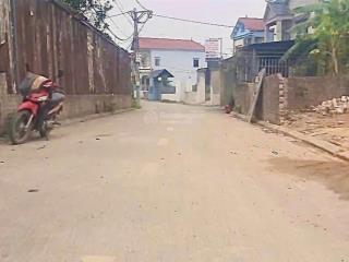 Chính chủ cần bán đất đông sơn đường ô tô tránh chỉ hơn 3xtr/m2