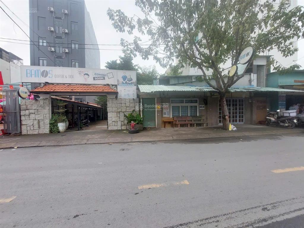 Đi mỹ, cần bán đất mặt tiền hẻm 496 dương quảng hàm 900m2 ngang gần 20m 96 tỷ