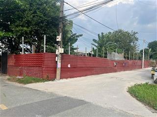 Xuất ngoại bán gấp góc 2mt đường 100x70m