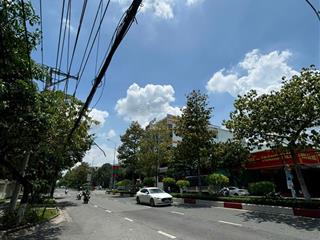 Ngộp bán gấp nhà đường đồng khởi ngay bvđk đồng nai,dt 1000m2 full thổ cư, ngang 8m, giá 24.9tr/m2