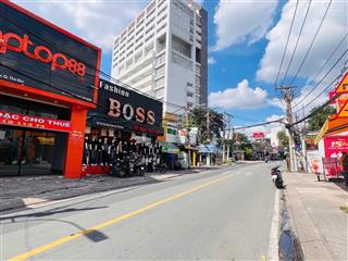 Hàng hiếm, bán gấp nhà mt đường  đối diện đại học cảnh sát, đường 12 mét, dt  70,7m2, ngang lớn