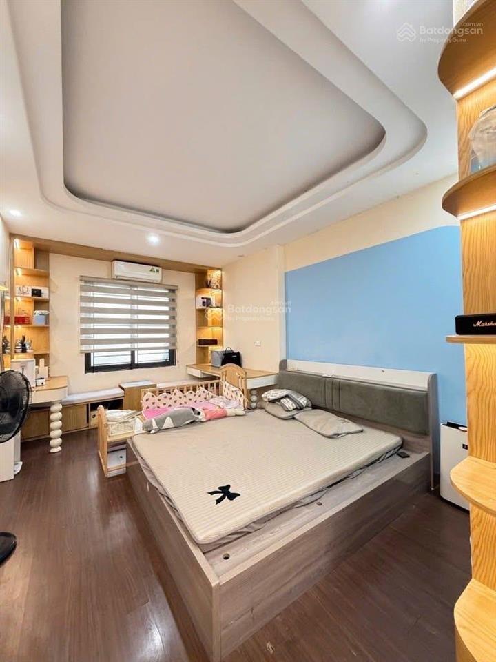 Bán nhà minh khai  ô tô đỗ cổng nhà  dt 30m giá 7 tỷ  đối diện timecity