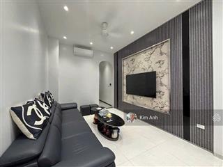 Nhỉnh 6 tỷ  nhà 58m2 ngang hơn 4m bùi đình tuý  trung tâm p24 bình thạnh  sát hẻm xe hơi