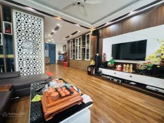 Bán gấp căn phan đình giót la khê hà đông ô tô đỗ cửa  60m2  5t  8.38 tỷ