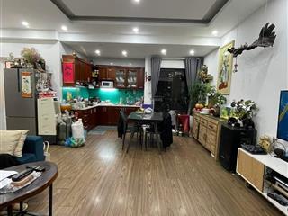 Bán căn hộ phố trung kính dt 82m2, 2 ngủ, 2 vệ sinh, giá bán 5,8 tỷ