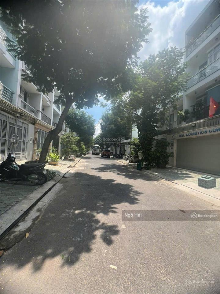 Bán gấp nhà c4 hxh 10m phan văn trị  phạm văn đồng 4,5x20m, nở hậu 6,5m 12 tỷ tl