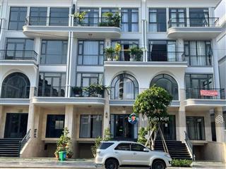 Nhà phố siêu hiếm giá bán 31 tỷ (rẻ hơn căn nhà thô. vị trí đắc địa  tiềm năng sinh lời vượt trội