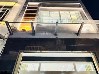 Bán nhà riêng đi mỹ tại hoa phượng,p7, phú nhuận. giá 2,9tỷ. 62m2. chính chủ hot!