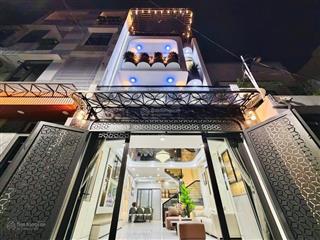 Đi định cư bán gấp nhà riêng đường chợ lớn, p11, q6. giá 4,7tỷ. hẻm xe hơi. n x765069021