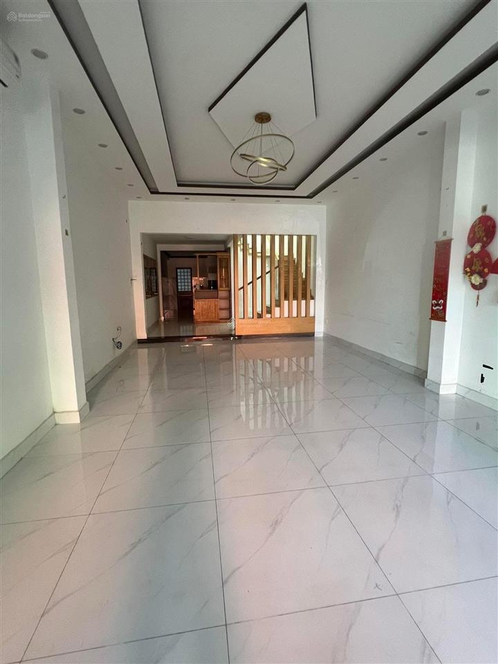 Nhà bán mt đường huỳnh tấn phát 3 tầng, trên tum nhà đẹp dtđ 5x19.5 m x 3 tầng vị trí vip