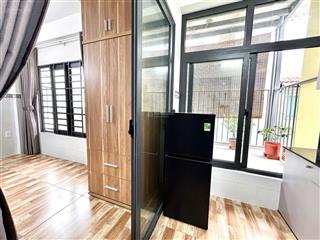 Cho thuê căn hộ mới 100%  tách bếp  bancol  máy giặt riêng  gần đh hutech , văn lang , richmond