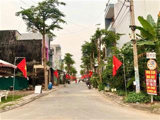 Bán nhà 2tầng ngay lã xuân oai, dt 56m2, căn góc 2 mặt hẻm xe hơi thông 8m long trường, tp thủ đức