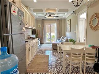 Cho thuê căn hộ dịch vụ 2 phòng ngủ cozy view đẹp quận 2 thảo điền