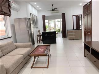 Cho thuê căn hộ 2 phòng ngủ ban công view xanh gần trường bis thảo điền quận 2