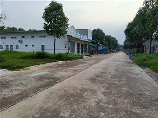10x30 đoạn sân vận động bình phước đi vô. gần đó là kcn đồng xoài 3  đất xây trọ