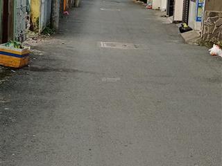 Gần công viên làng hoa, nhà 3 tầng, kinh doanh tốt, xe tải thông