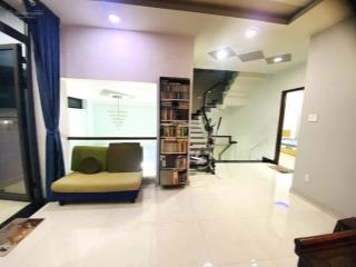Biệt thự 3 tầng, 130m2, ngang 8m, giáp q6. giá 9 tỷ xíu