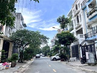 Siêu rẻ! bán đất mặt tiền dt 5x20m  vuông vức, ngay lương định của, an phú, quận 2, chỉ 16 tỷ