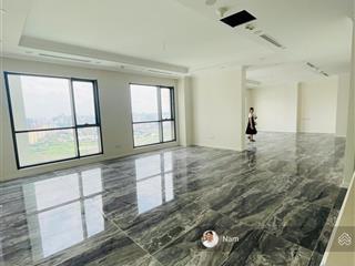 Cho thuê penthouse 210m² tại sunshine riverside, 4 ngủ 3 wc, tầng trên 30, vào ở ngay, giá chỉ 40tr