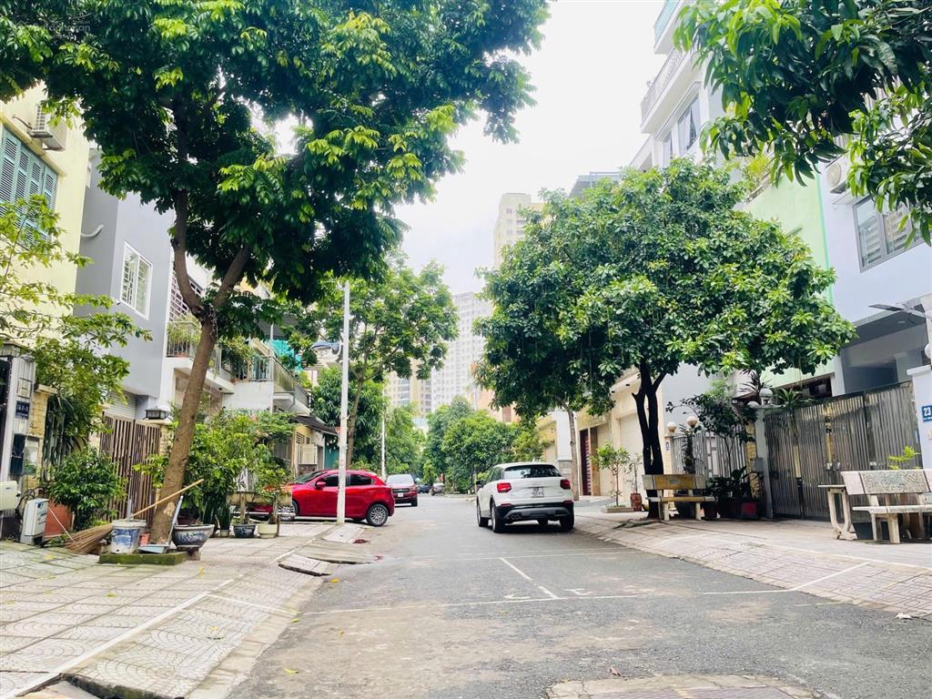 Bán nhà liền kề cây quýt, kđt văn khê, 50m², 7 tầng ,thang máy, ô tô tránh, giá 17,5 tỷ
