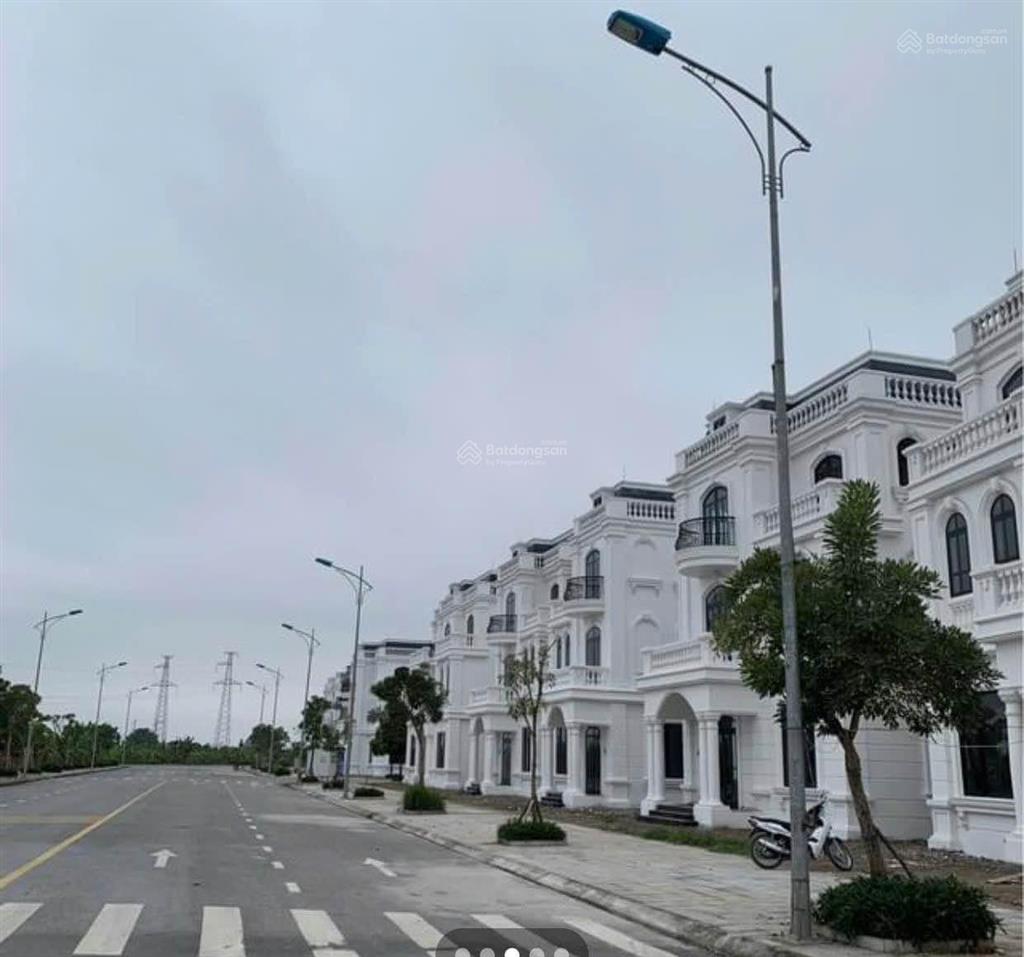 Bán lô đất nền dự án seoul giá 4.2 tỷ diện tích 180m2