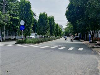 Bán nhà mặt tiền phước bình quận 9, gần global city 100m2, 3 tầng btct, 4pn vừa ở vừa kinh doanh