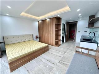 Bán nhà 7 tầng phố pháo đài láng 63 m2, mặt tiền 7,9 m giá 13,6 tỷ