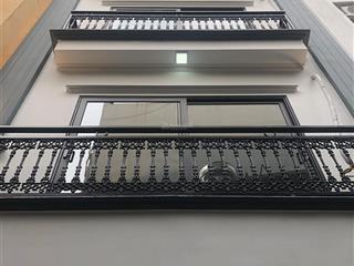 Bán nhà 6 tầng thang máy phố trung kính 45m2 giá 10.5 tỷ