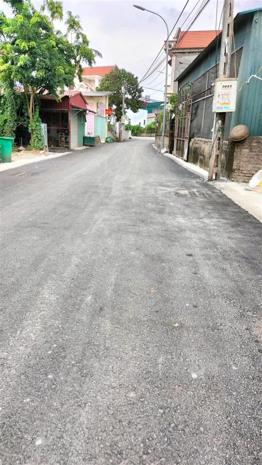 Bán đất đẹp xuất sắc tại liên nghĩa văn giang* 54m mt6m vuông vức ô tô vào ra tiện