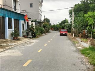 Bán đất tại bát tràng  cạnh mặt đê 16,9 tỷ, 308m2,  áp phan vỉa hè ô tô tải tránh