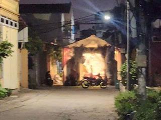 Bá,n Đất Thổ Cư Vân Canh - Hoài Đức, 40m2, mặt tiền 4m. Ngõ thông đường ôtô chạy, gần chợ.