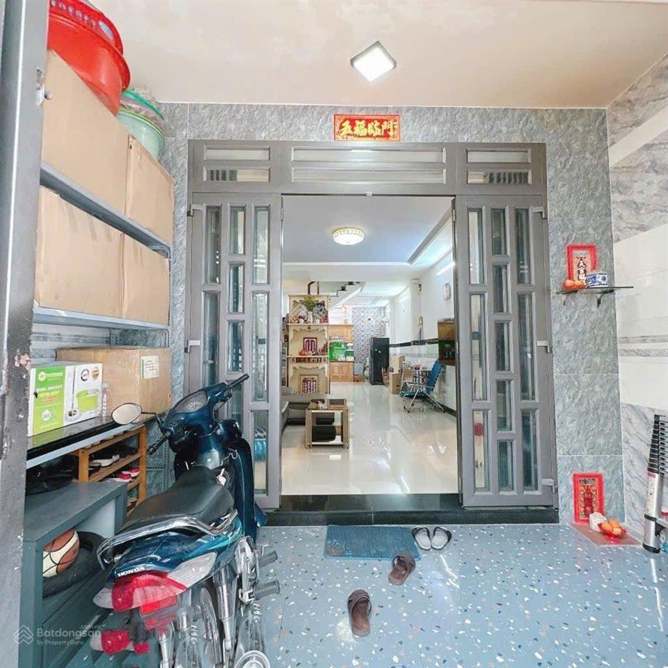 Nhà tốt hxh tân hòa đông, bình tân, 60 m2 (4 x 15), 1 trệt 1 lầu đúc, sổ hồng, 0949 498 ***