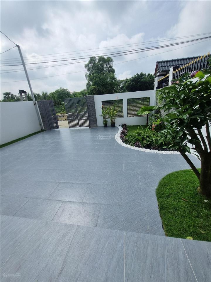 Chỉ 1,15 tỷ có ngay nhà mới 7 x 25m ngay chợ tân tây  gò công đông  tiền giang , sổ hồng mới