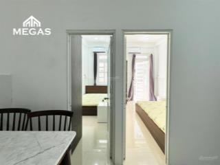 Cho thuê 2 phòng ngủ, 1 phòng khách, tách bếp ngay vòng xoay cống quỳnh quận 1