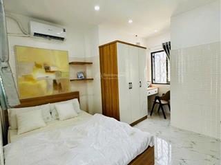 Cho thuê căn hộ ban công  tách bếp ngay lê văn sỹ quận 3
