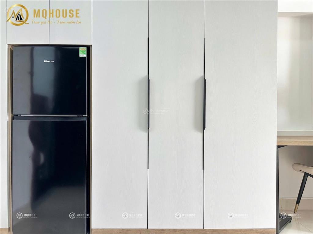 Cho thuê căn hộ ban công lớn  tách bếp  giặt riêng  ngay khu tân sơn nhì, tân phú  0703 992 ***