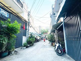 Dãy trọ gần 100m2, ngang lớn 8m, hxh thông gần chợ bình trị đông, cách 2 căn ra mt, dòng tiền 15tr