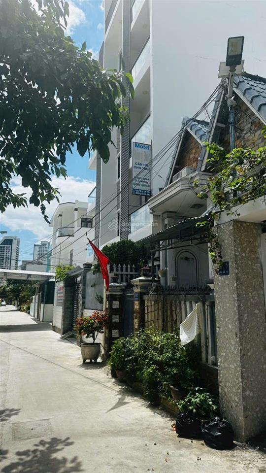 Lô đất ngang 8,6m2 (dt 163m2)  giá 7,5tỷ  cách biển 400  vĩnh hoà  nha trang