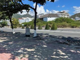 Giá tốt đất biệt thự mặt tiền phạm văn đồng cách bến du thuyền 200mvĩnh hoà nha trang