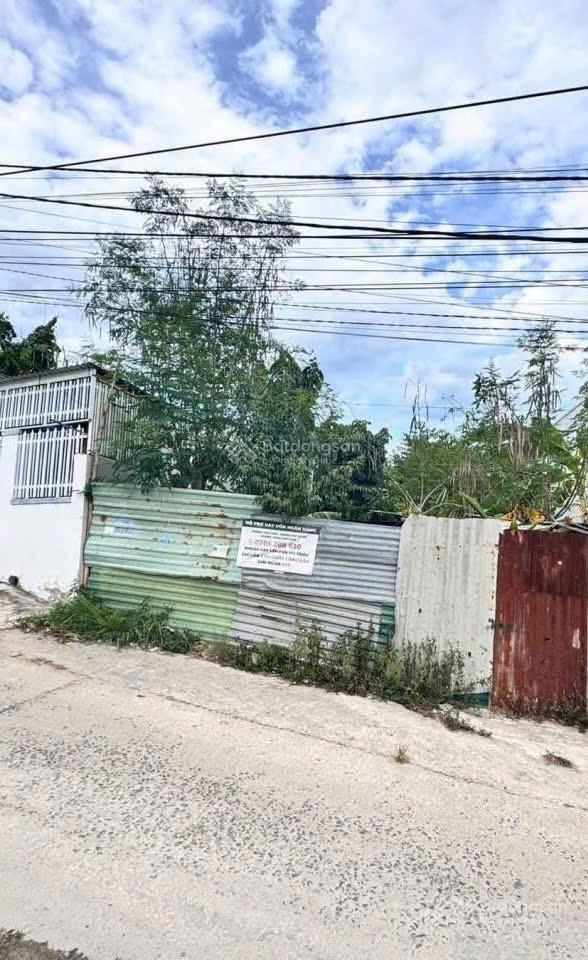 Bán lô đất 120,9m2 ngang 8m full thổ hòn nghê vĩnh ngọc (phường tây nha trang)