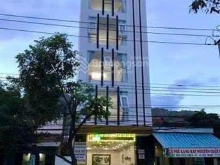 Bán khách sạn 2 mặt tiền đường nhựa 20m vĩnh hoà(bắc nha trang)