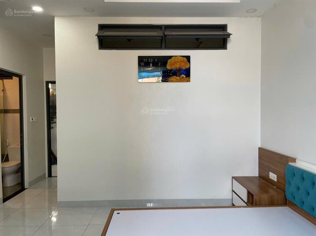 Bán nhà 3 tầng đẹp hẻm củ chi cách biển 500m vĩnh hải nha trang