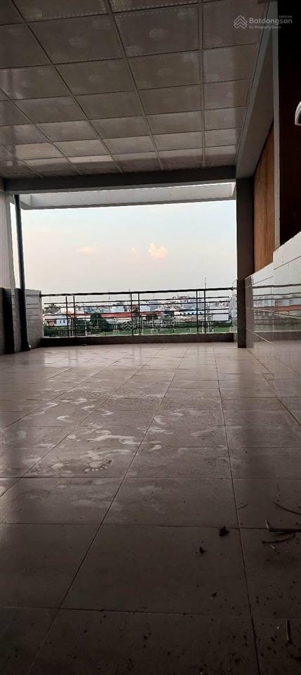 Bán nhà mặt tiền bờ sông vàm thuật  p. an hội đông (p.15 gò vấp cũ)