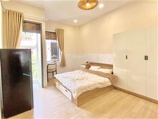 Căn hộ studio mới 100%, bancol 30m2 đón nắng tuyệt đẹp ngay đại học hutech, uef
