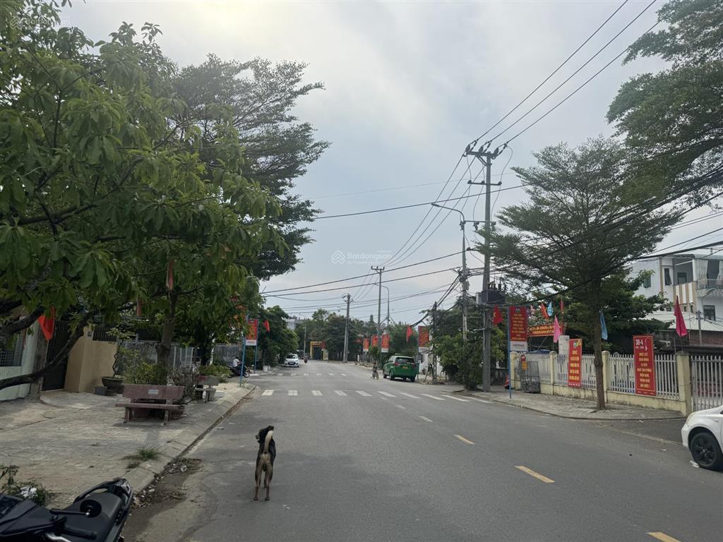Bán lô đất mặt tiền đường lý nhật quang gần sông hàn  dt 98m2, vị trí đẹp